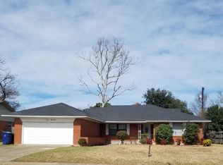 2013 W Way Ave, Garland, TX 75042