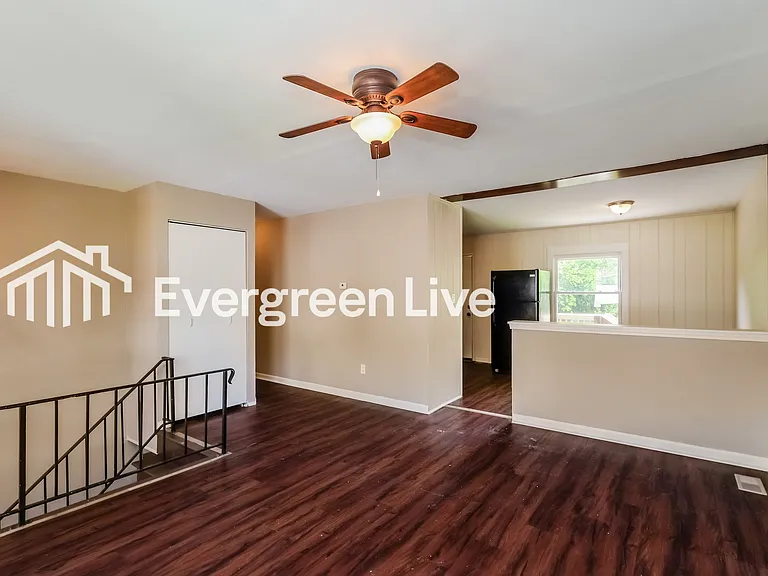 2549 Berthbrook Dr — Photo 4