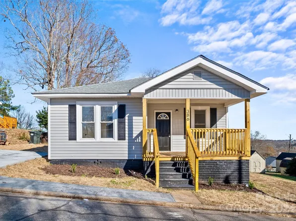 386 Woodlawn Ave, Cramerton, NC 28032