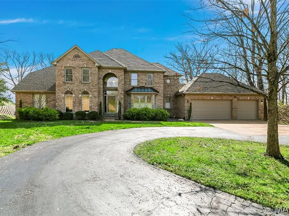 6686 Clifton Bluffs Ct, Saint Louis, MO 63129