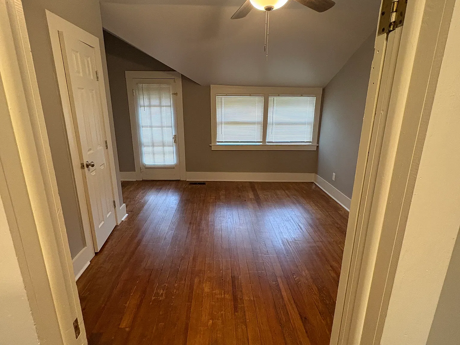 3 bed, 1.5 bath, 1445 sqft, $1,675 — Photo 4
