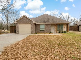4290 Sunrise Dr, Paris, TX 75462