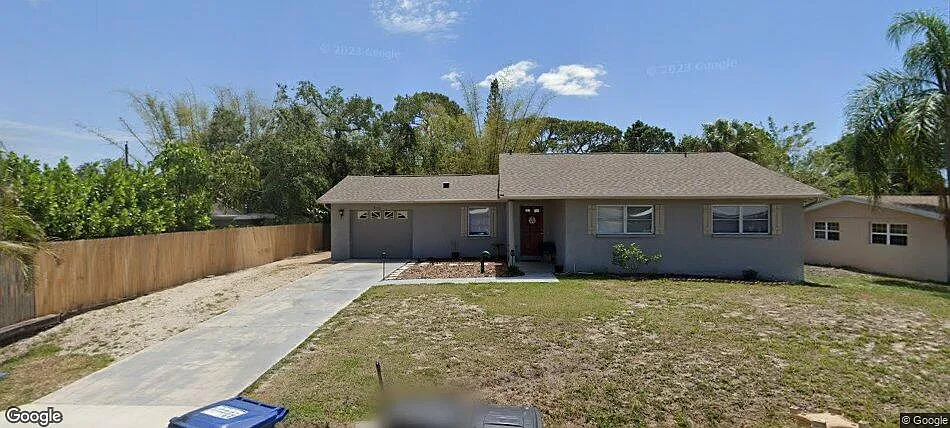 2120 Outer Dr