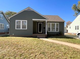 824 S 11th St, Salina, KS 67401