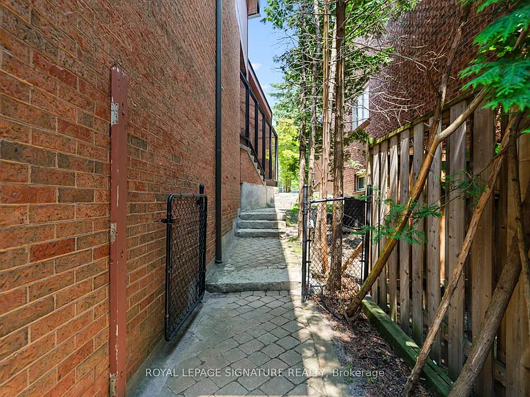 23 Brandy Ct — Photo 11