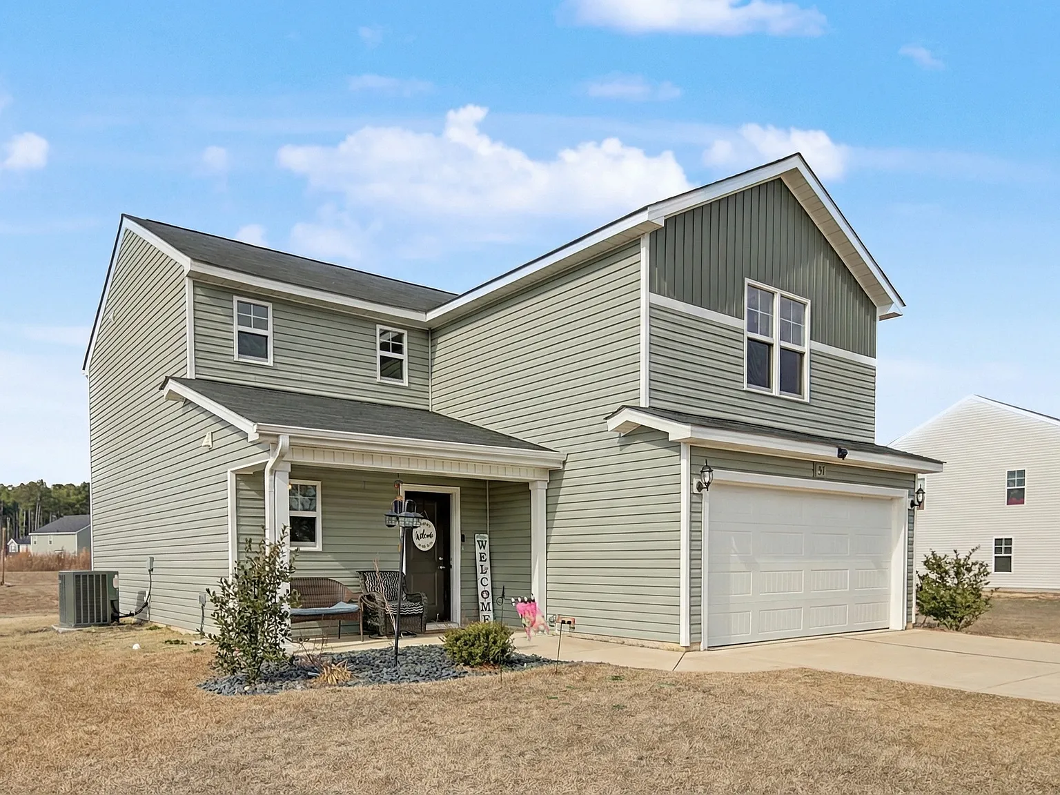 4 bed, 1920 sqft, $2,300 — Photo 3
