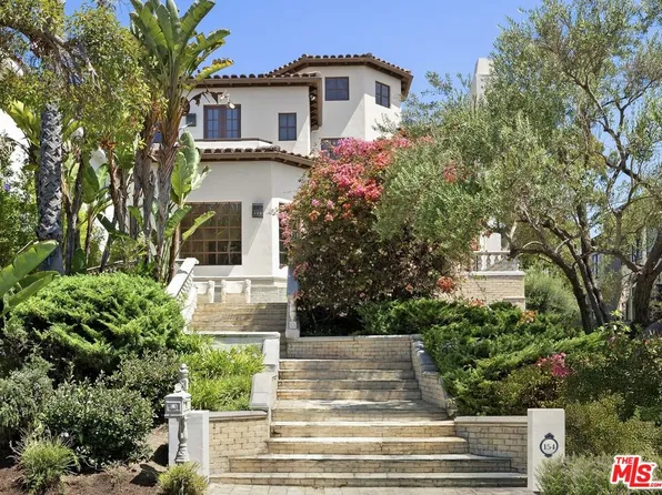 154 N Carmelina Ave, Los Angeles, CA 90049