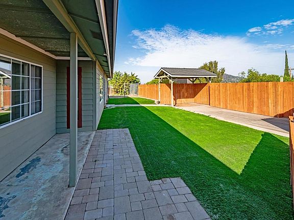 4th image of 1766 Key Ln