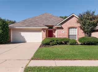 9093 Blue Ridge Trl, Fort Worth, TX 76118