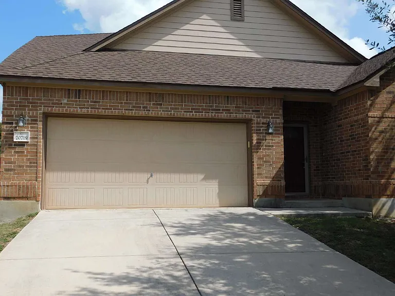 20719 Cape Coral — Photo 3