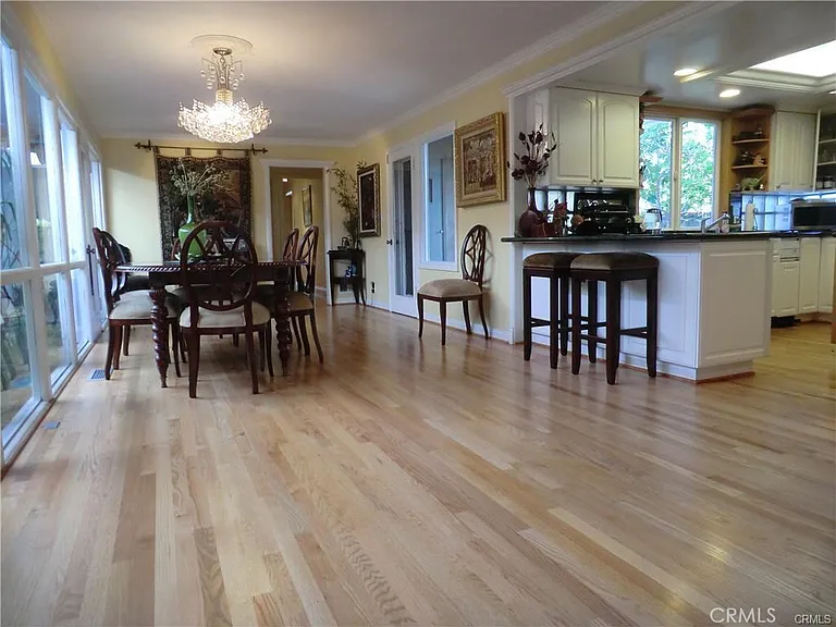 834 Delaware Rd — Photo 4
