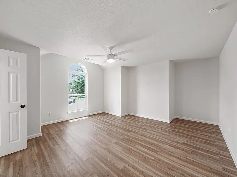 506 Marathon Pl — Photo 41