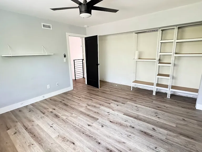 4270 Rous St — Photo 5