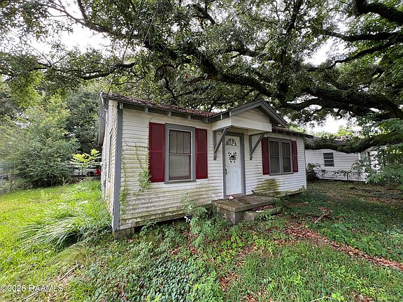 2nd image of 301 Thelma Dr