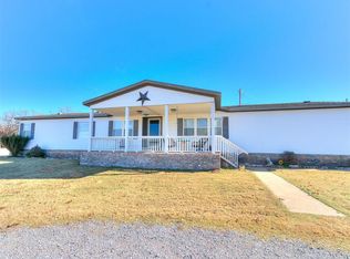 9944 Forest Hills Dr, Harrah, OK 73045