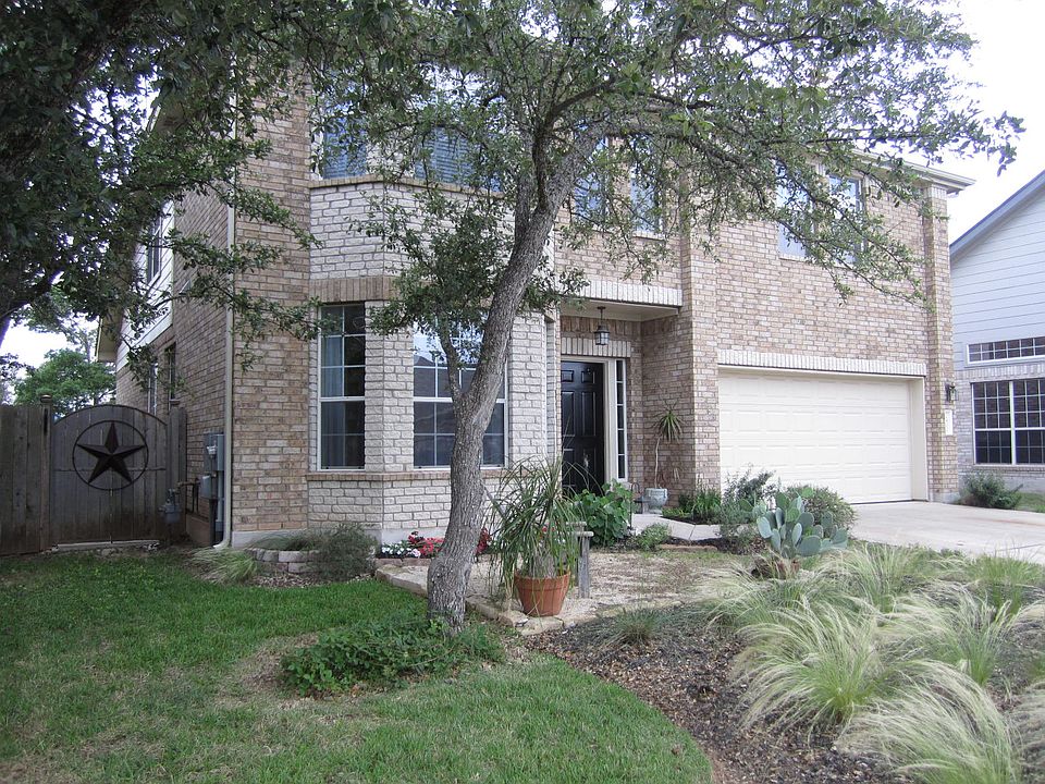 1st image of 2402 Roseglen Dr