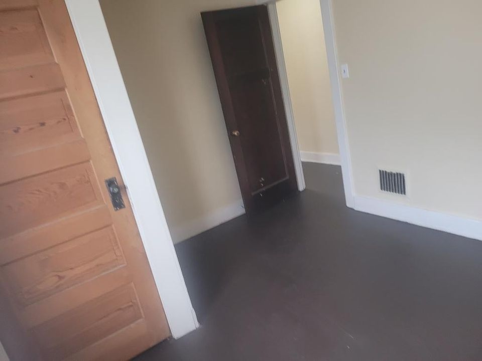 1st image of 304 W Fairview Ave #304