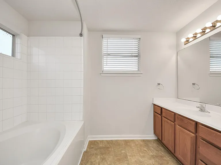 6702 Albion Crescent Dr — Photo 23