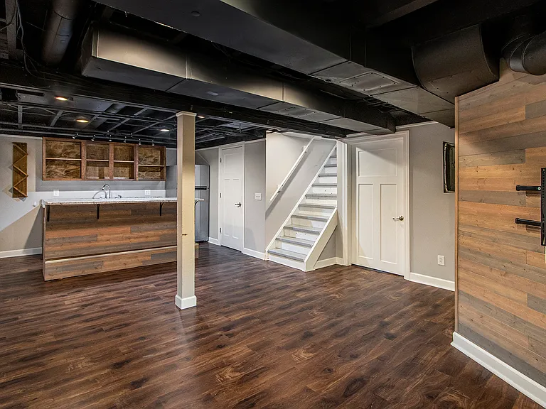 1110 Cambridge Dr — Photo 12
