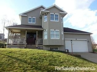 1127 Andrew Dr, Morgantown, WV 26508