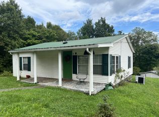 15934 Flags Rd, Saint Paul, VA 24283