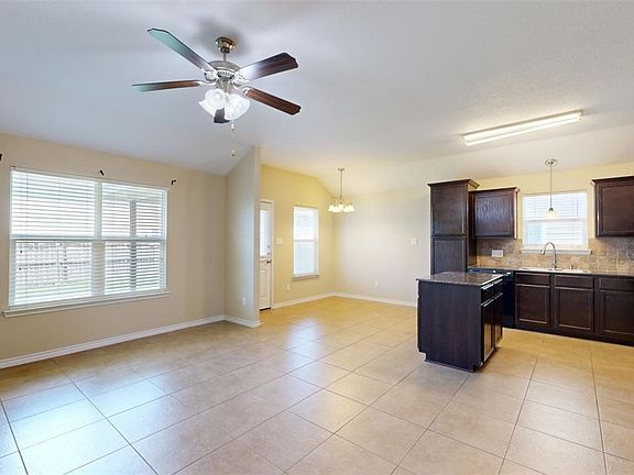 5th image of 2611 Mandi Ct
