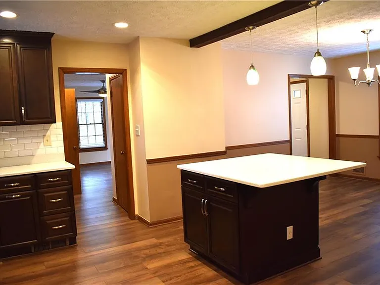2264 Post Oak Dr — Photo 8