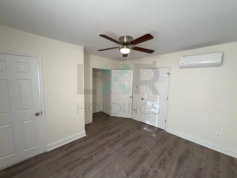 38 Rhodes Ave — Photo 8