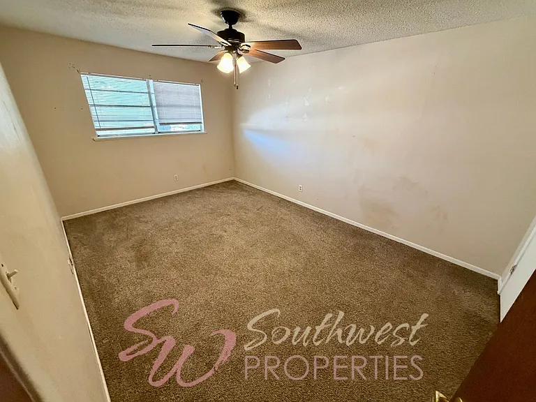 1363 W McNeill St #D — Photo 9