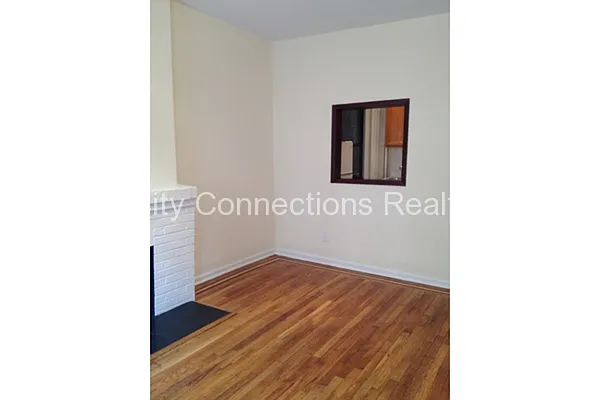 Rented by City Connections Realty | media 32