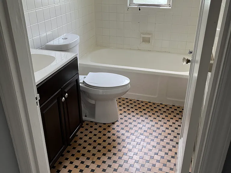 4725 Mathis St #3 — Photo 9