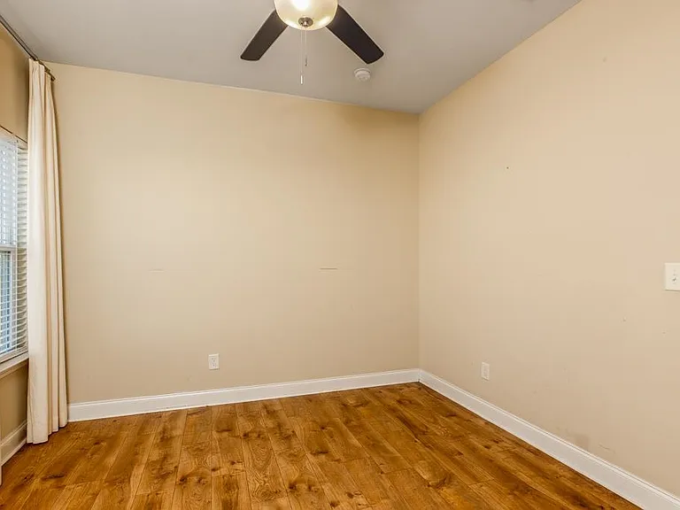 1208 Ficus Dr — Photo 19