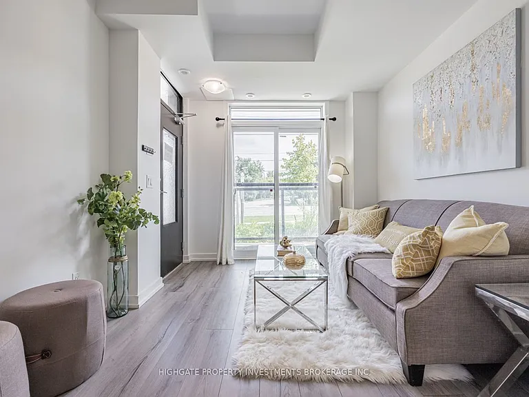 266 Finch Ave E #13 — Photo 4
