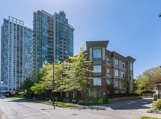 10455 University Dr #405, Surrey, BC