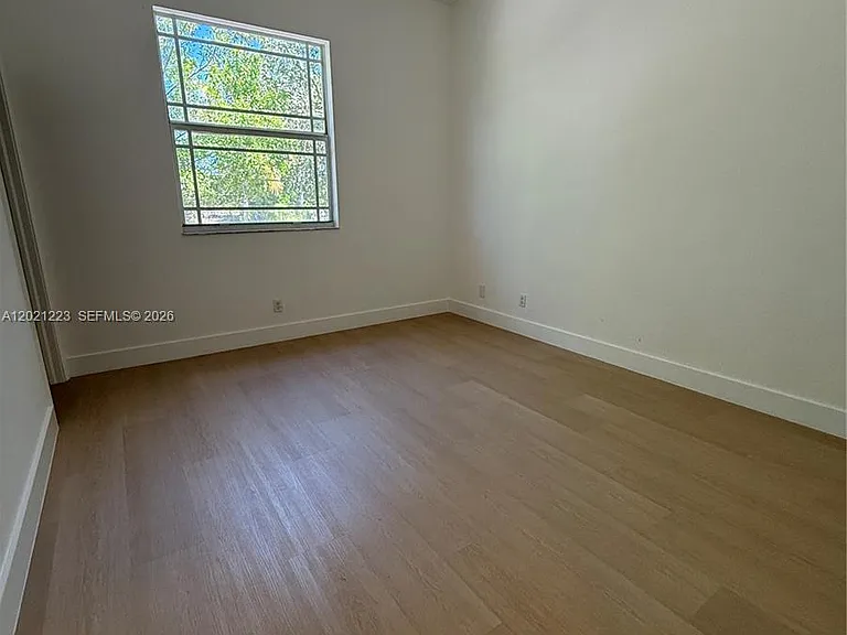 1247 NE 23rd Ave — Photo 13