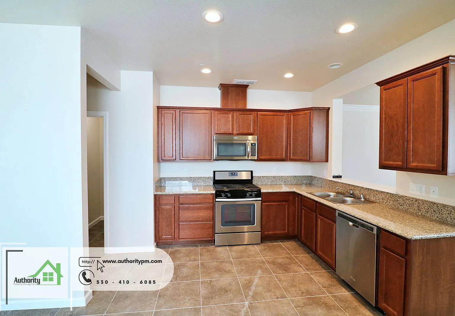 4 bed, 2.5 bath, 1680 sqft, $2,095 — Photo 4