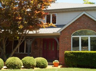 5510 N Briarcrest Ct, Peoria, IL