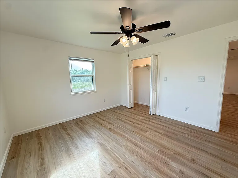 800 Old Thorndale Rd — Photo 17