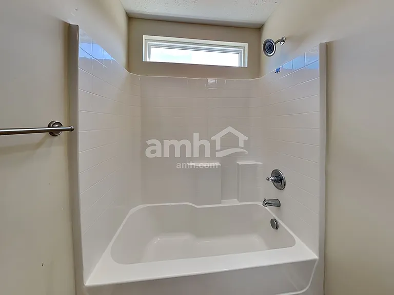 6947 Calderwood Dr — Photo 13