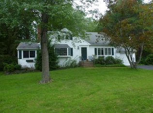 11 Jay Rd, Chatham, NJ 07928