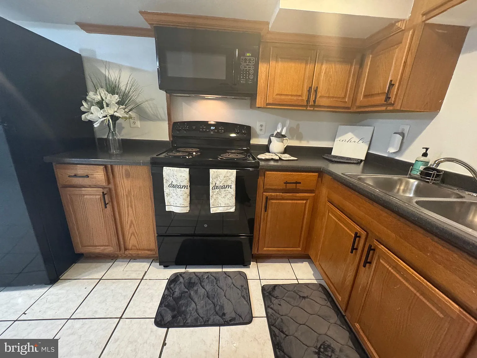2 bed, 2559 sqft, $2,495 — Photo 4