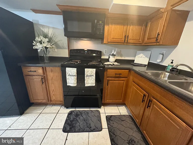 45 Rhode Island Ave NW — Photo 4