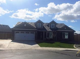 5925 Quebec Ave, Bakersfield, CA 93313