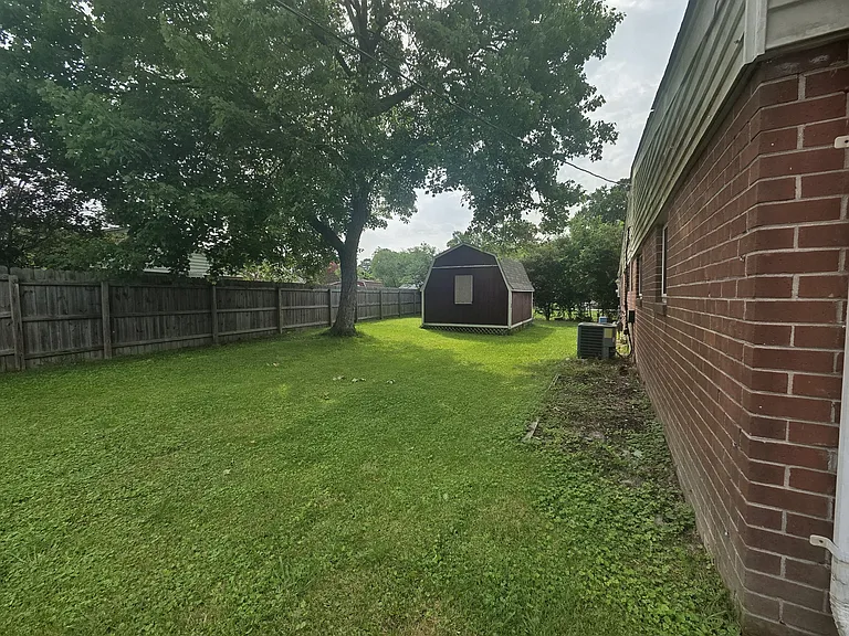 312 Appian Ave — Photo 20