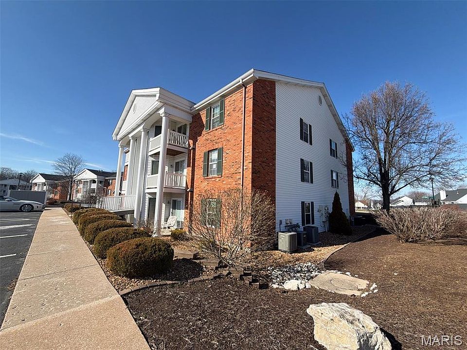 1st image of 160 Jubilee Hill Dr Unit E