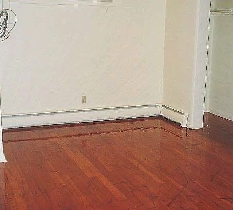 2nd image of 941 Lewis Ave APT 6