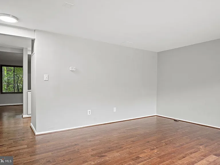 5863 Jacksons Oak Ct — Photo 6