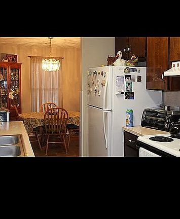 5th image of 53 Davis Cir