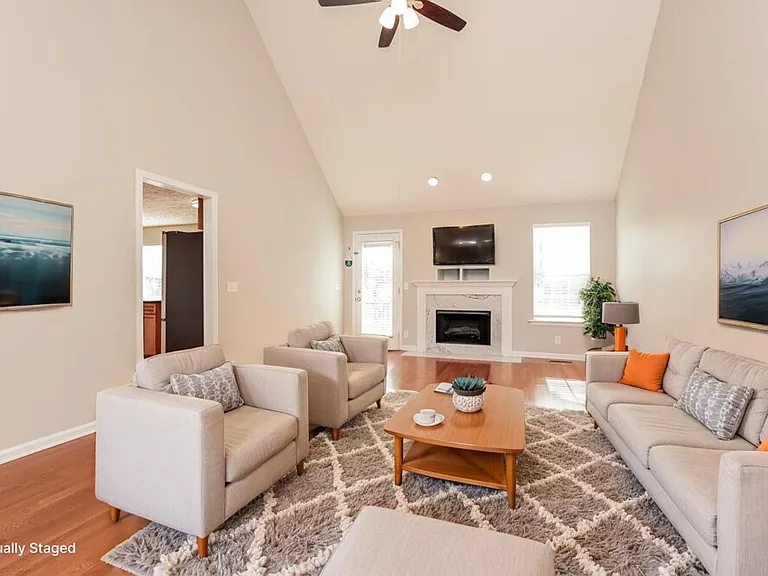 7136 Legacy Dr — Photo 4