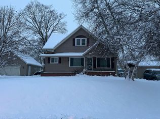 7867 N 55th St, Milwaukee, WI 53223